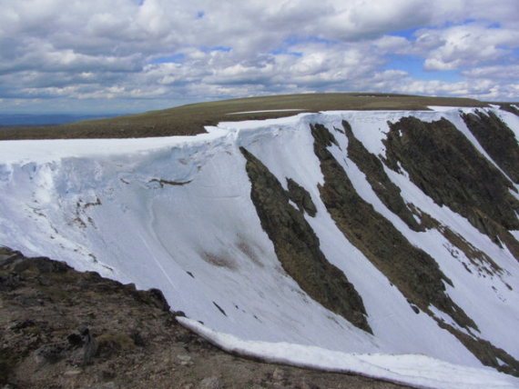 United Kingdom Scotland Cairngorms, Beinn a Bhuird , Eastern Corries on Beinna Bhuird , Walkopedia