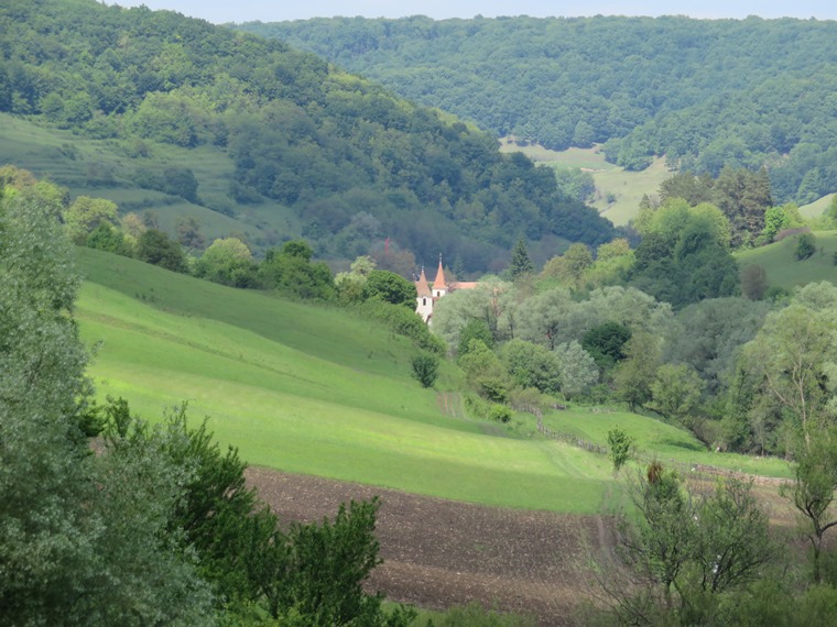 Romania Transylvania, The Saxon South, Floresti, Walkopedia