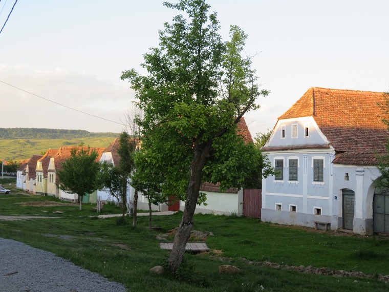 Romania Transylvania, The Saxon South, Viscri, evening, Walkopedia