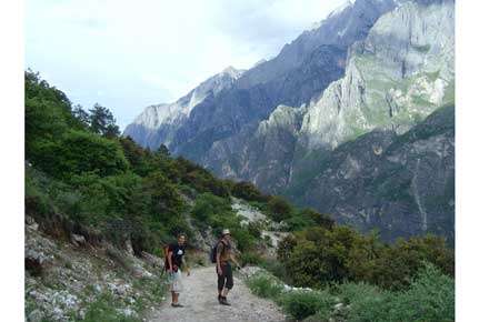 China South-west Yunnan, Tiger Leaping Gorge, Tiger Leaping Gorge , Walkopedia