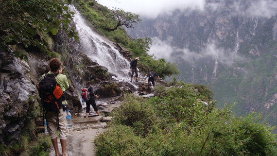 Tiger Leaping Gorge: Tiger Leaping Gorge - © Olivia Packe