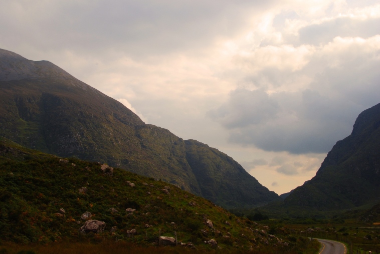 Gap of Dunloe - sun hitting the Mountains - © Lisa Williams Purple and Tomies Mountains: Gap of Dunloe - sun hitting the Mountains - © Lisa Williams