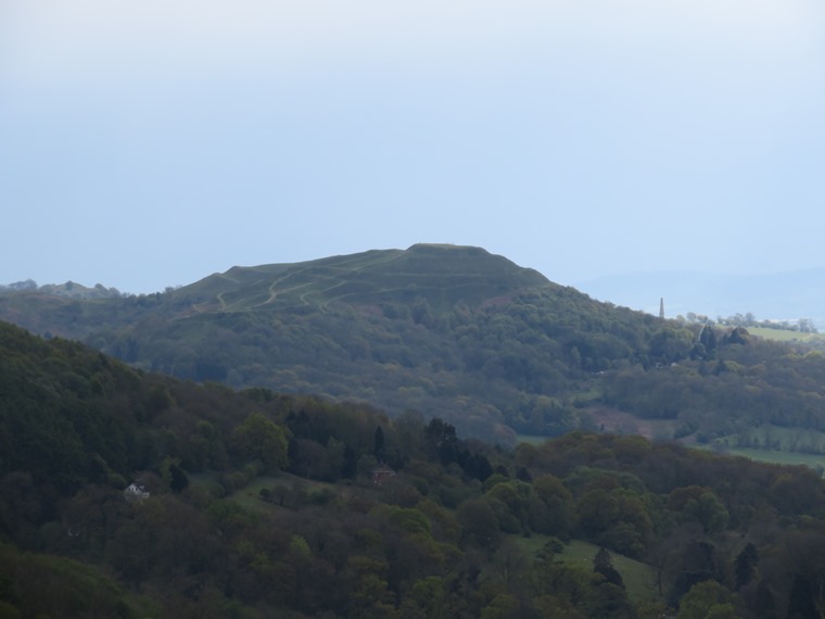 United Kingdom England West, Malvern Hills, British Camp  from Worcestershire Beacon, Walkopedia