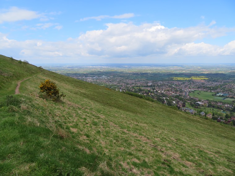 United Kingdom England West, Malvern Hills, Eastern slopes, above Malvern , Walkopedia