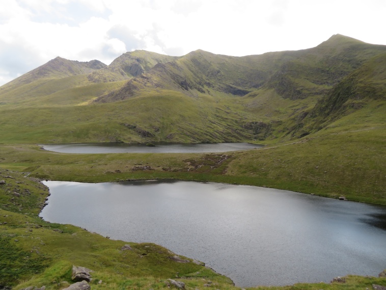 Ireland Kerry Iveragh Peninsula, Carrauntoohil, East along Reeks, Walkopedia