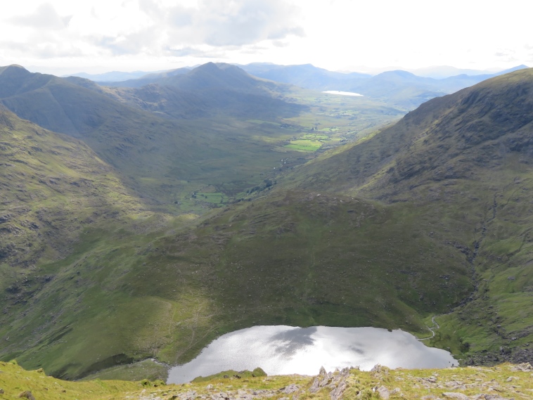 Ireland Kerry Iveragh Peninsula, Carrauntoohil, , Walkopedia