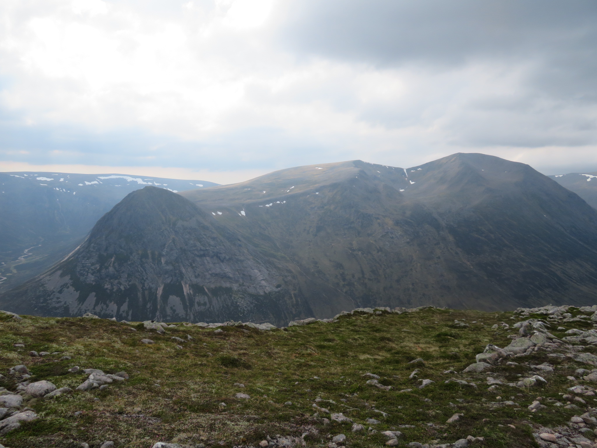 United Kingdom Scotland Cairngorms, Carn a'Mhaim, , Walkopedia