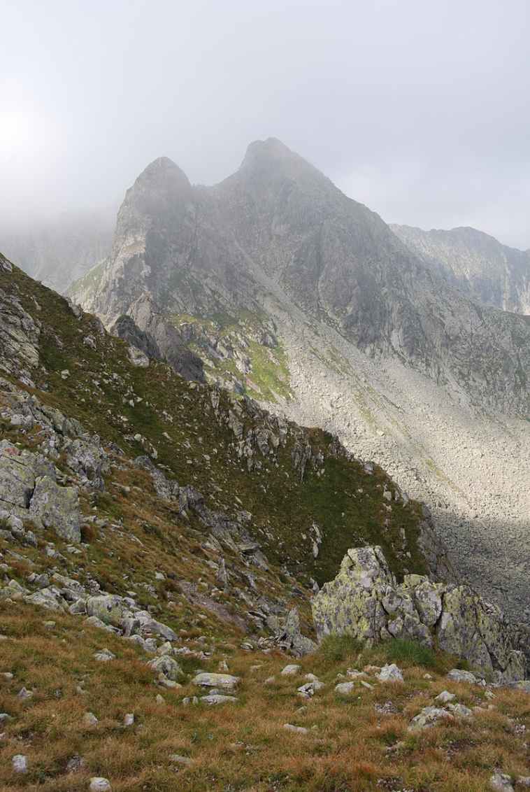 Romania Transylvania, Retezat National Park, Retezat Mountain, Walkopedia