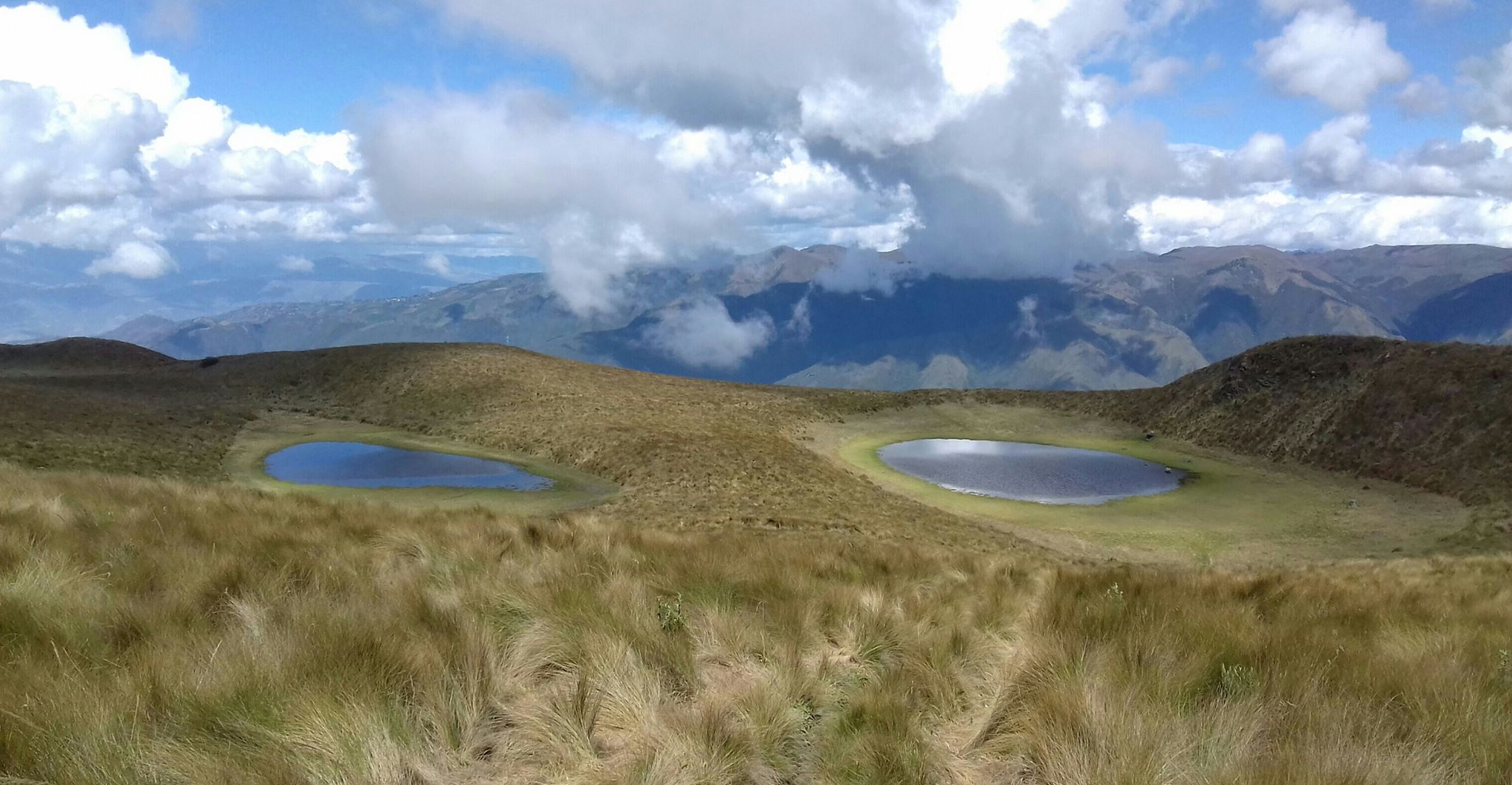 Ecuador Northern Andes: Otavalo Area, Cubilche, , Walkopedia