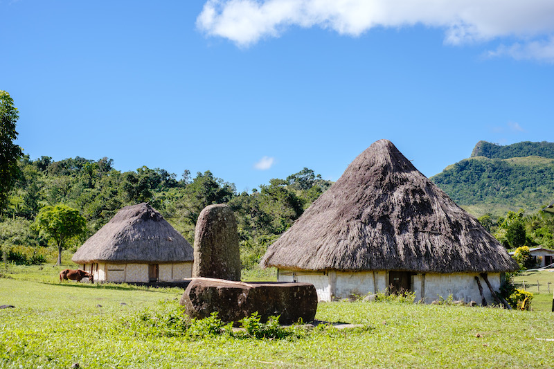 Fiji, Cross Highland Hike, Traditional homes, Viti Levu, Walkopedia