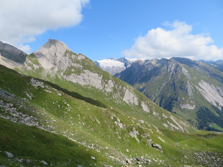 Austria Hohe Tauern, Sudetendeutscher Hohenweg , Gorssglockner ALMOST out of cloud, from Kals flank alternative, Walkopedia