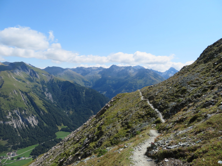Austria Hohe Tauern, Sudetendeutscher Hohenweg , Kals side alternative route, Walkopedia