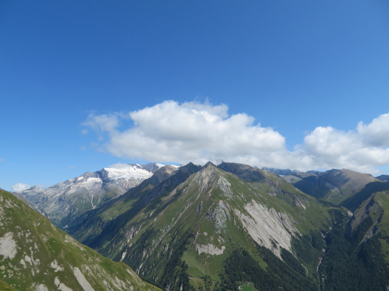 Austria Hohe Tauern, Europa Panoramaweg , Grossglockner ALMOST out of cloud, from Panoramaweg, Walkopedia