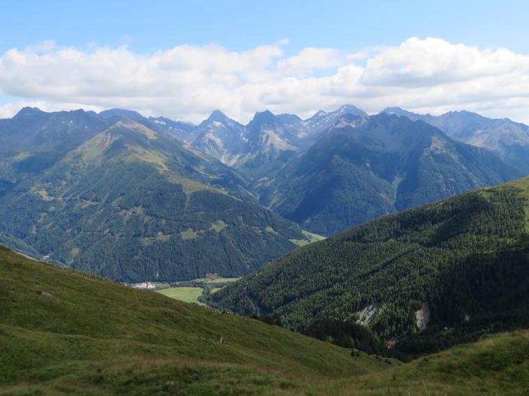 Austria Hohe Tauern, Europa Panoramaweg , Above Kals valley, Walkopedia