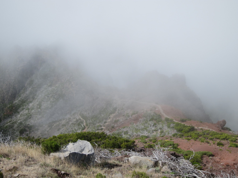 Pico do Arieiro to Pico Ruivo: © William Mackesy