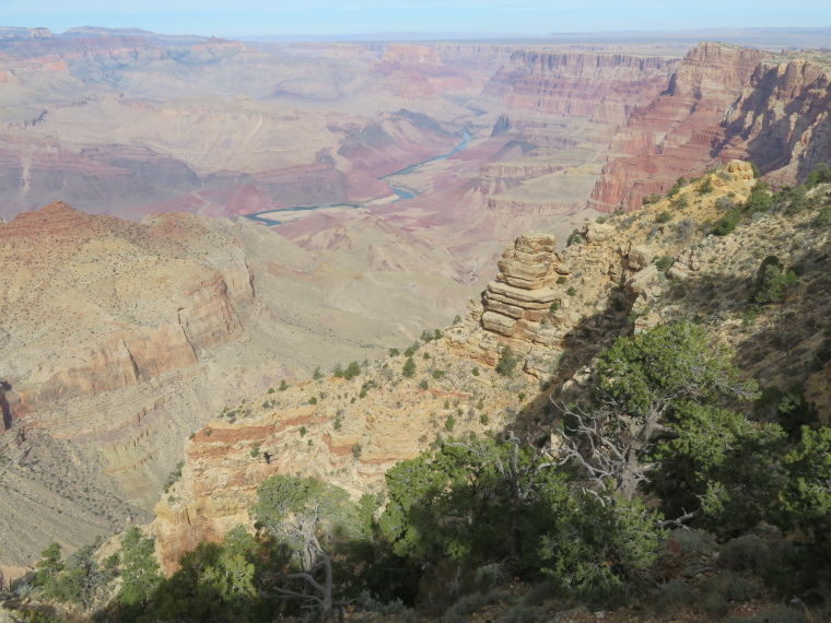 USA SW: Grand Canyon, Rim Trails, East fom Desert View lookout, Walkopedia