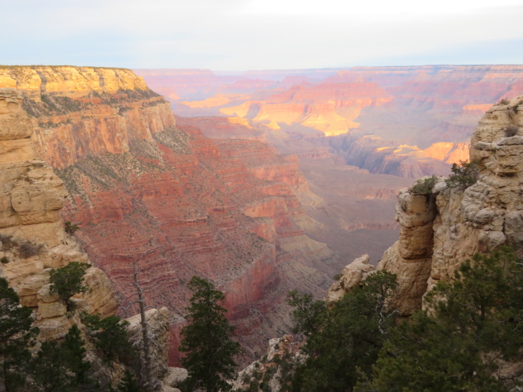 USA SW: Grand Canyon, Rim Trails, First light, from near Yaki Point (1), Walkopedia