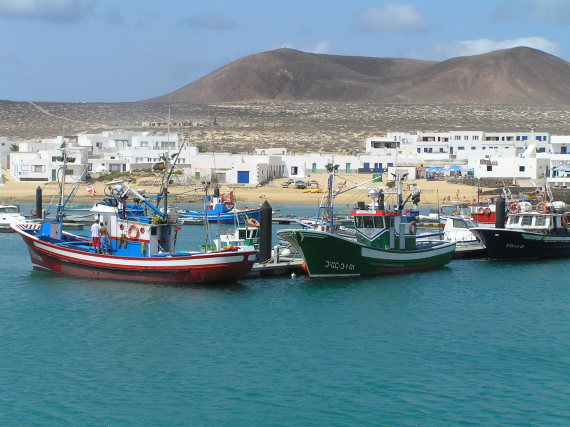 Spain Canary Islands: Lanzarote, Isla Graciosa , Isla Graciosa , Walkopedia