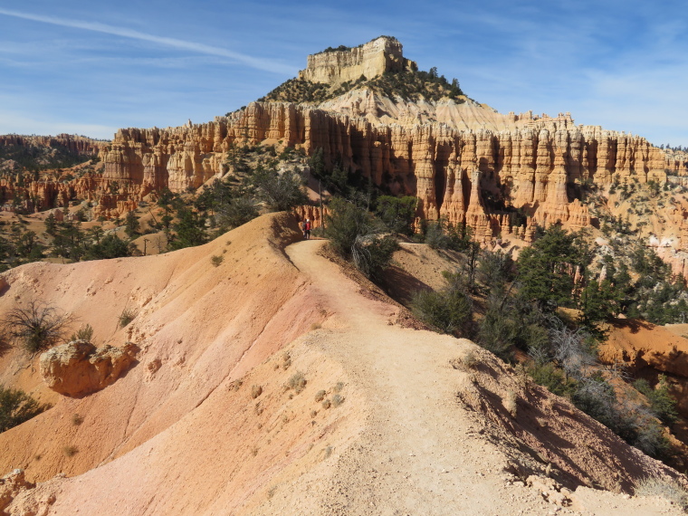 USA South-west, Utah's Canyon Lands, Bryce - ridgetop trail, Walkopedia