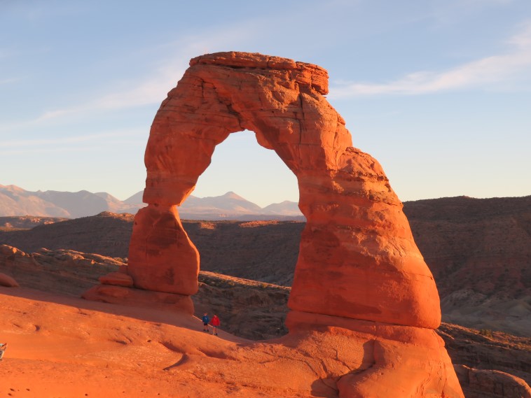 Utah's Canyon Lands: Arches - massive yet delicate... arch - © William Mackesy