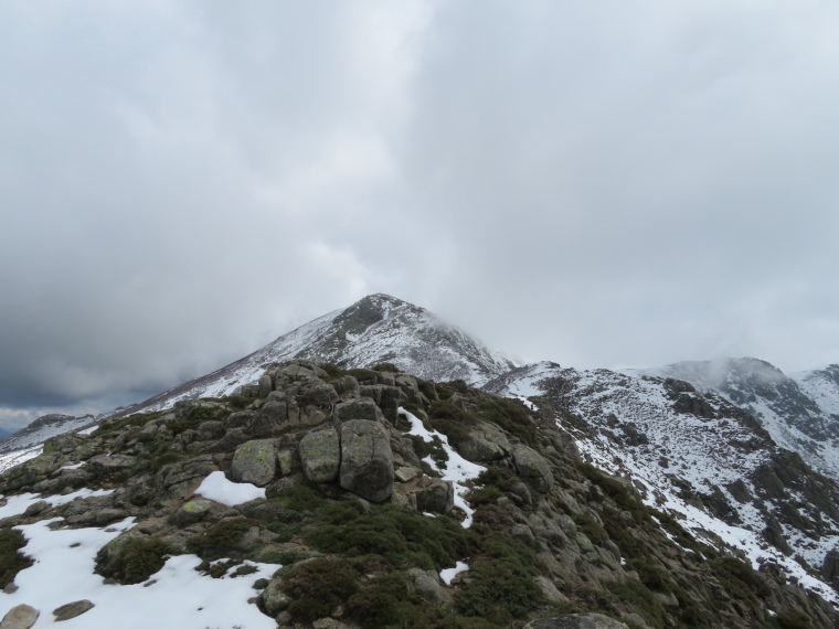 France Corsica: Northern Highlands, Around Col de Vergio , Lac de Nino walk, on GR20, Walkopedia