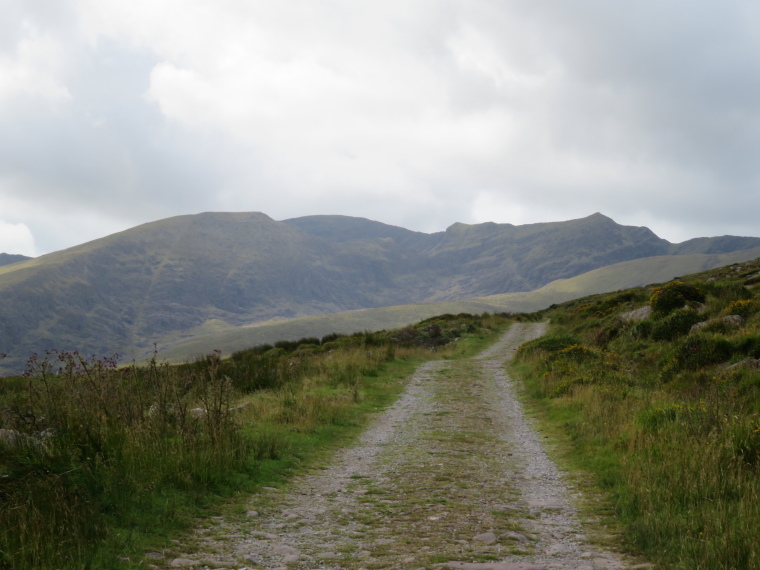 Ireland Kerry Dingle Peninsula, Across Northern Mt Brandon Ridge, Mt Brandon from Dingle Way, Walkopedia