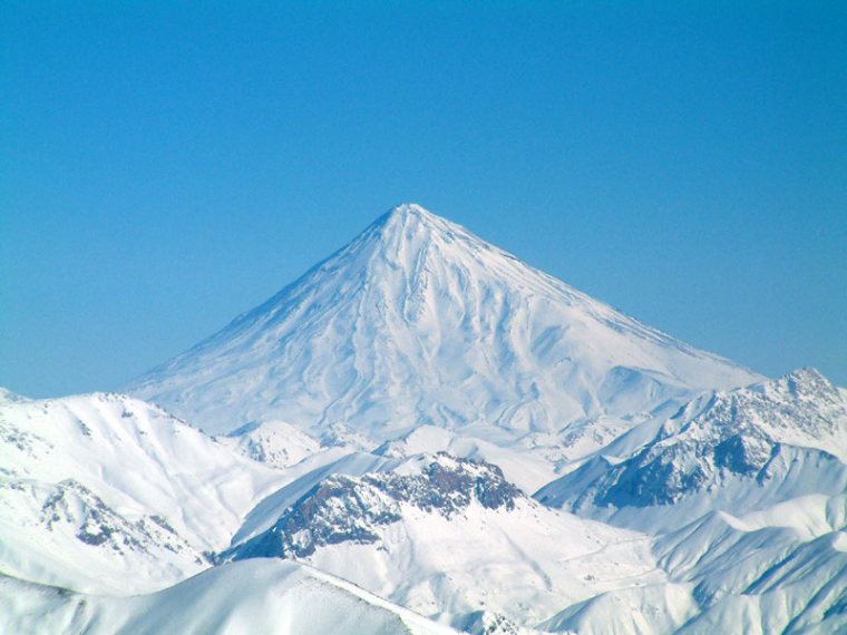 Iran, Damavand, Damavand , Walkopedia