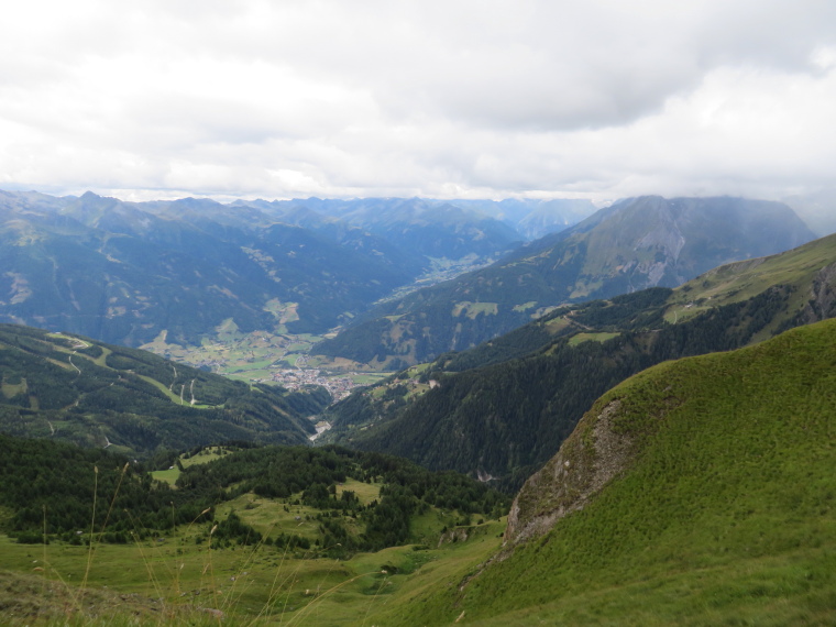 Austria Hohe Tauern, Granatspitze Ridge, Matrei and Virgental from Sudetendeutscher Hohenweg, Walkopedia