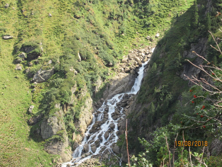 Austria Stubai Alps, Above Nurenberger Hut; Mairspitze, Wilder Freiger, B'suchalm waterfall, Langental valley, Walkopedia