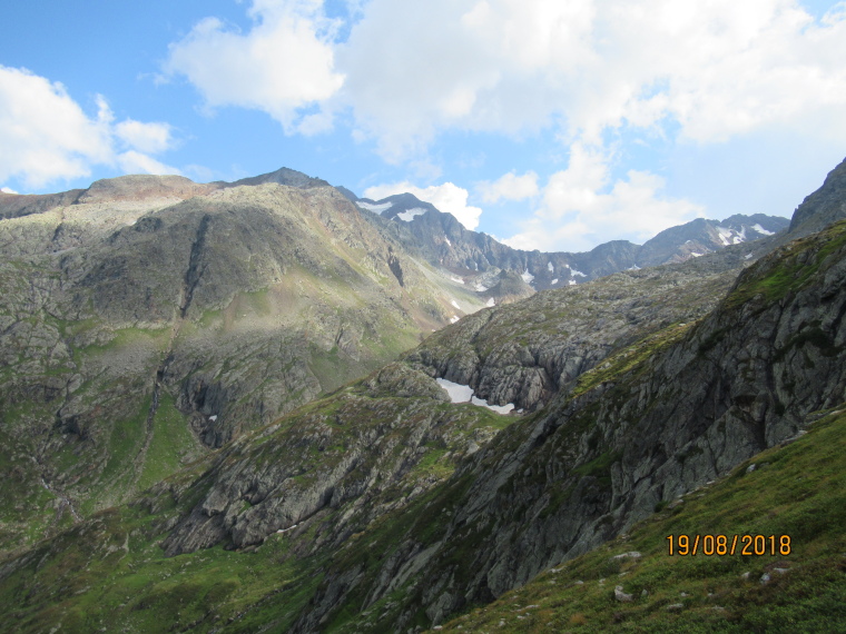 Austria Stubai Alps, Above Nurenberger Hut; Mairspitze, Wilder Freiger, Bowl just below N Hut, Walkopedia