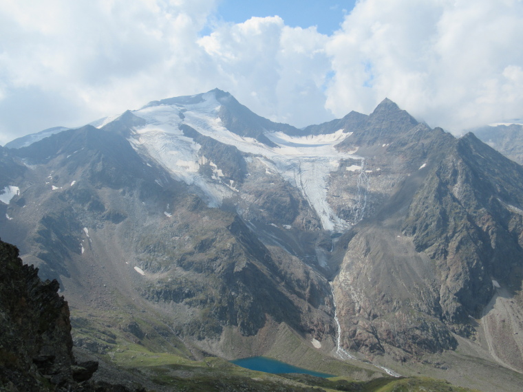 Austria Stubai Alps, Above Nurenberger Hut; Mairspitze, Wilder Freiger, Wilder Freiger from Mairspitze, Walkopedia