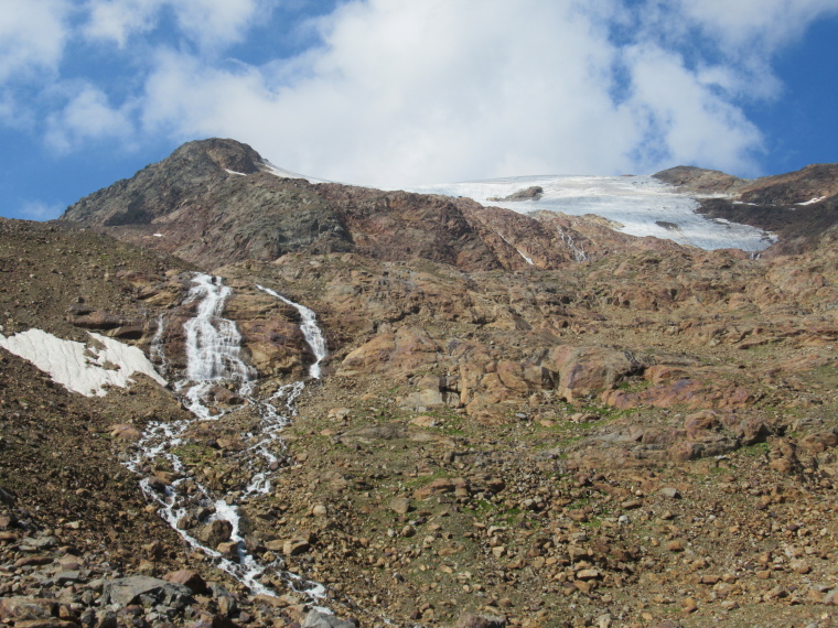 Austria Stubai Alps, Above Nurenberger Hut; Mairspitze, Wilder Freiger, Waterfall above Freiger See, Walkopedia