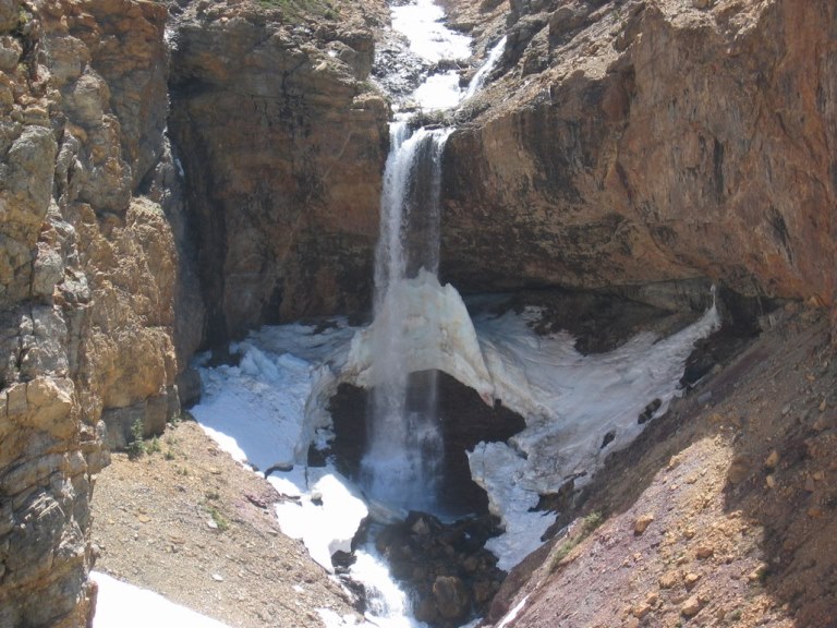 Canada Alberta: Waterton Lakes, Crypt Lake, Crypt Lake Trail , Walkopedia