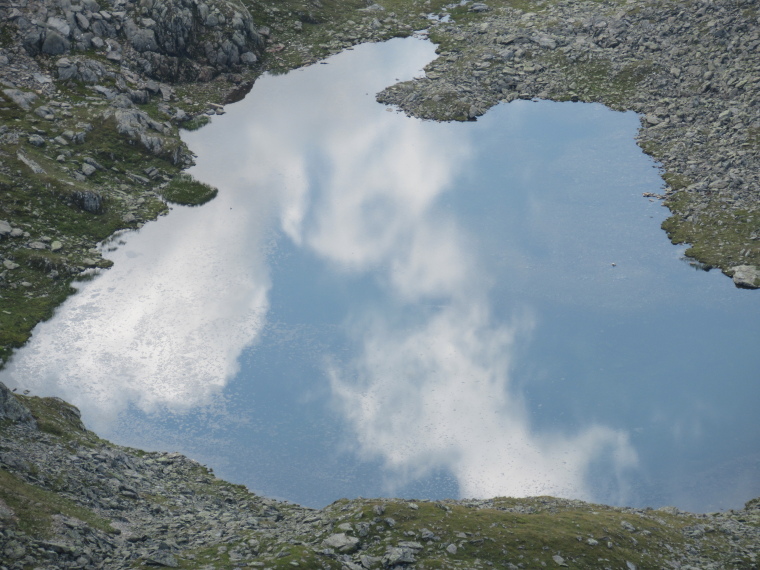 Austria Stubai Alps, Around the Sulzenau Hut , Sky-reflecting tarn, above Sulzenau Hut, Walkopedia