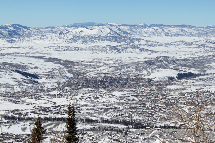 USA North-west, Great Basin Divide, Wyoming, Mountain-Top View of Steamboat Springs , Walkopedia