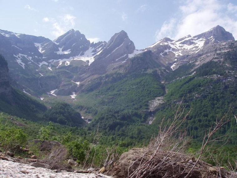 Spain Pyrenees, Pineta Valley, Pineta Valley , Walkopedia