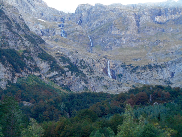 Spain Pyrenees, Pineta Valley, Pineta Valley , Walkopedia