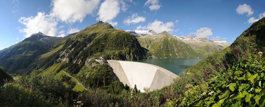 Austria Zillertal Alps, Plauener Hut, Speicher Zillergrundl , Walkopedia