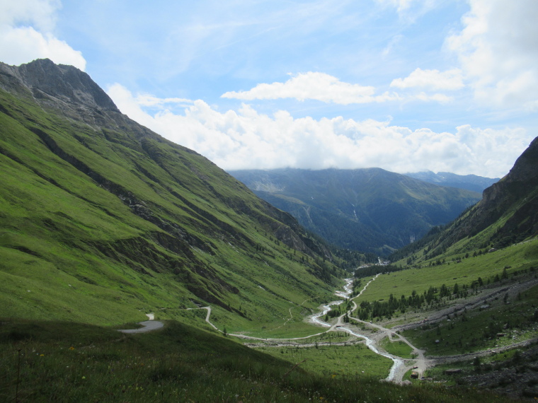 Austria Hohe Tauern, Above Kals am Grossglockner, Down Kodnitztal valley from Luckner Hut, Walkopedia