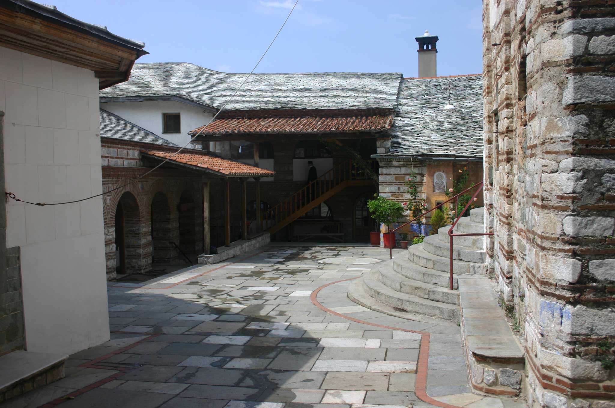 Greece, Mount Athos, Mt Athos - Grigoriou Courtyard, Walkopedia