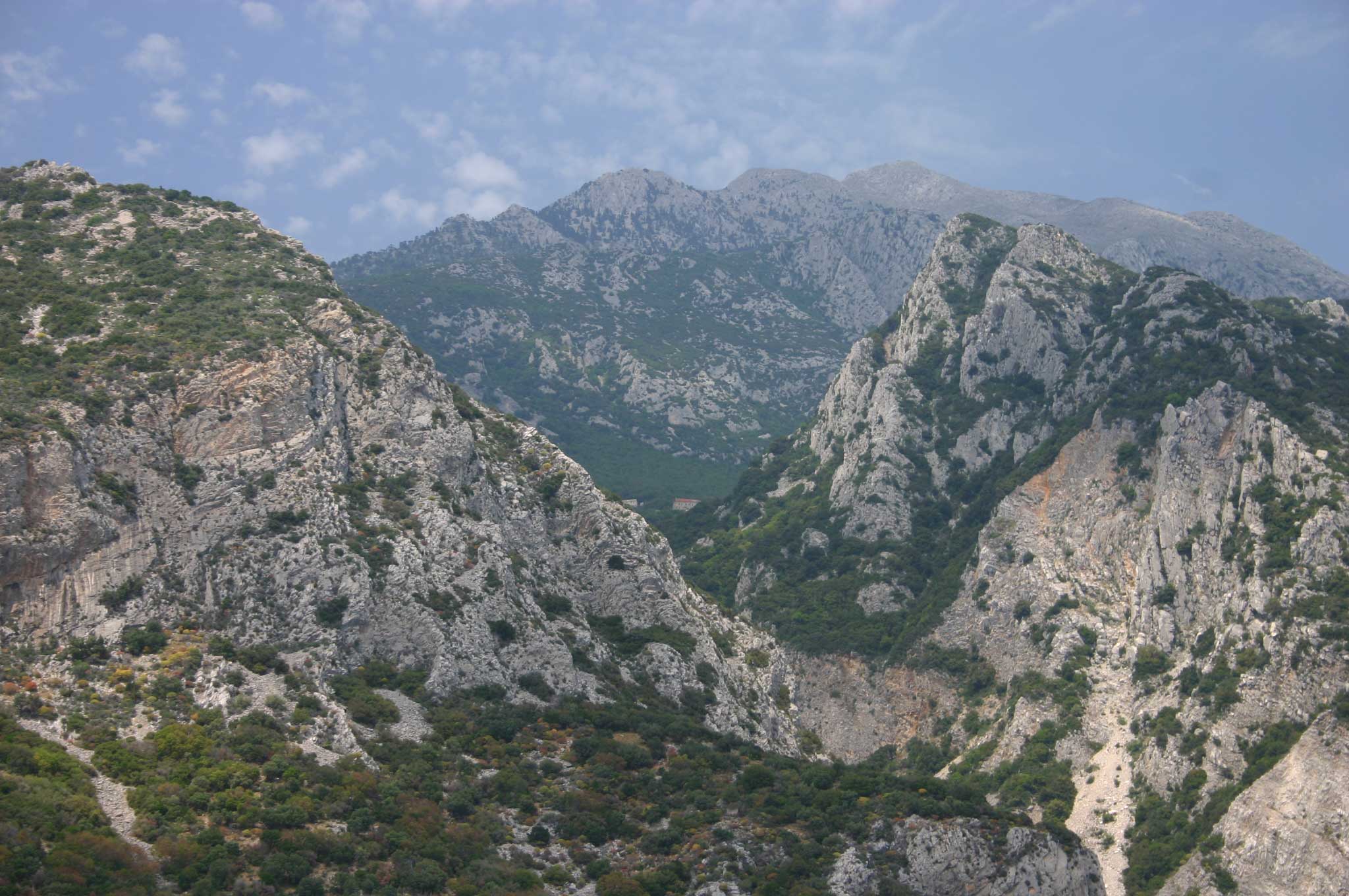 Greece, Mount Athos, Mt Athos - South Coast, straight up to Athos From the Ferry, Walkopedia