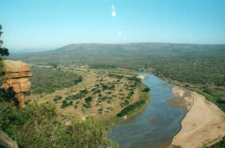 South Africa Kwazulu-Natal, Hluhluwe-Imfolozi Walking Safari, , Walkopedia