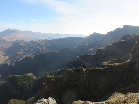 Ethiopia Simien Mts, Mt Buahit, Morning light, escarpment edge  on Buahit slopes, Walkopedia