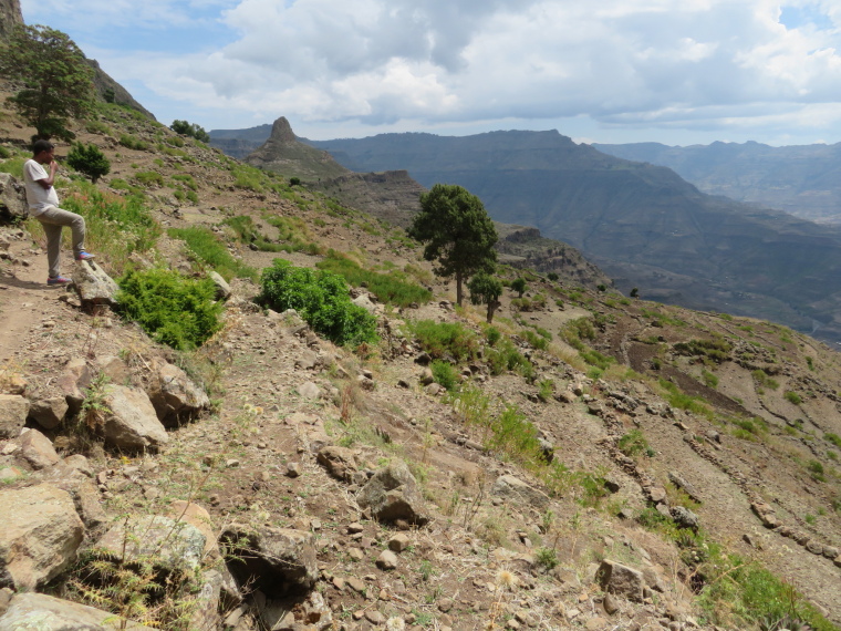 Ethiopia Lalileba Area, Ashetan Maryam, Path to fields beyond, Walkopedia