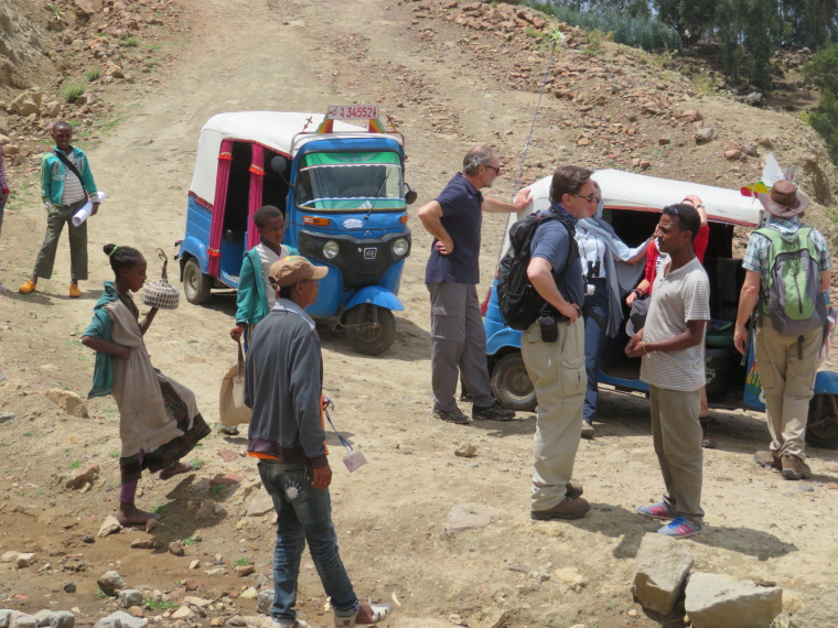 Ethiopia Lalileba Area, Ashetan Maryam, Tuk tuk pick-up, Walkopedia