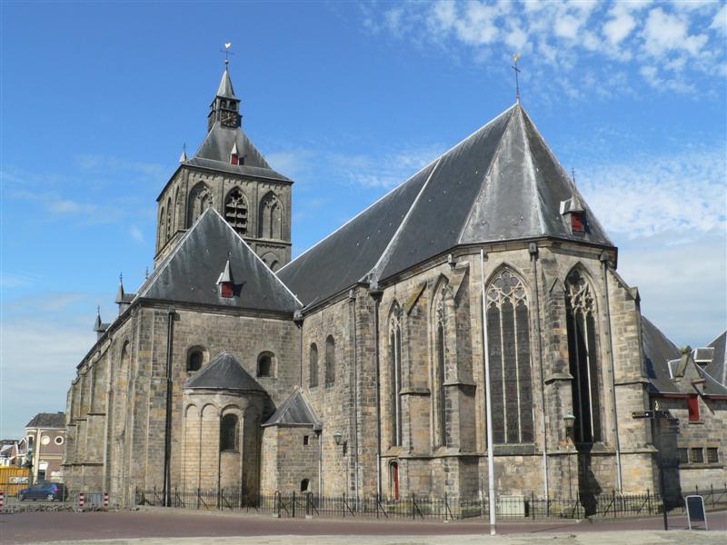 Netherlands East, Twentepad, city of Oldenzaal - noteworthy Romanesque church called Oale Grieze (the ???Old Grey???), Walkopedia