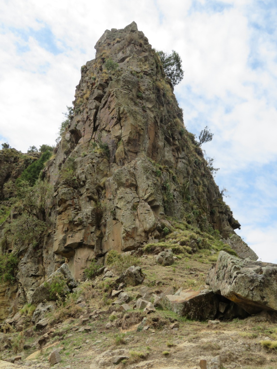 Ethiopia Lalileba Area, Around Lalileba, Ashetan Maryam,  Prow of high butte from the pass, Walkopedia