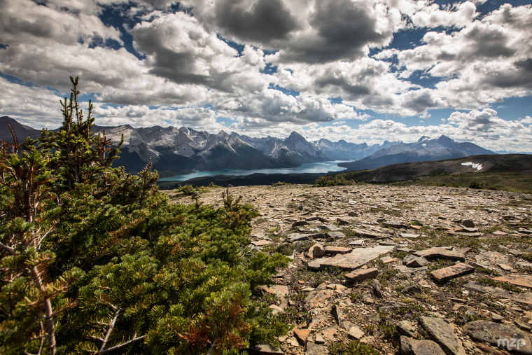 Canada Alberta: Jasper NP, Jasper NP, Clouds over Maligne Lake, Walkopedia