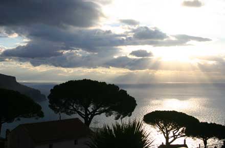 Italy Amalfi Coast, Around Ravello, Afternoon light, Walkopedia