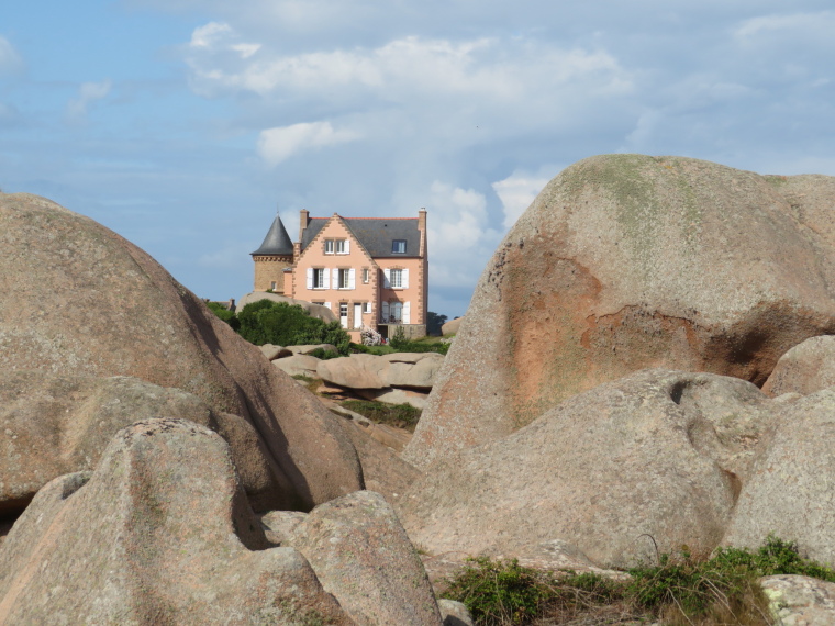 France Brittany, Cote de Granit Rose, S d Douaniers, Walkopedia